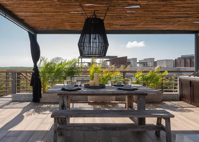 Amazing Penthouse Private Pool Close To Apartment
