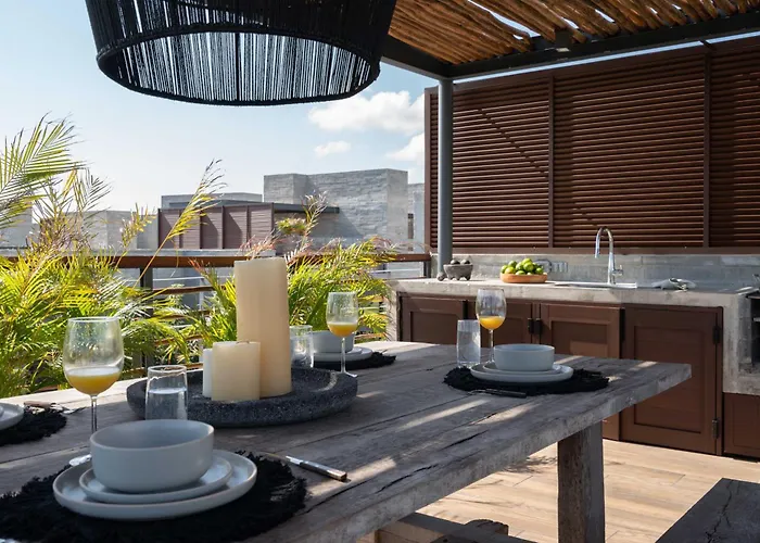 Amazing Penthouse Private Pool Close To Apartment